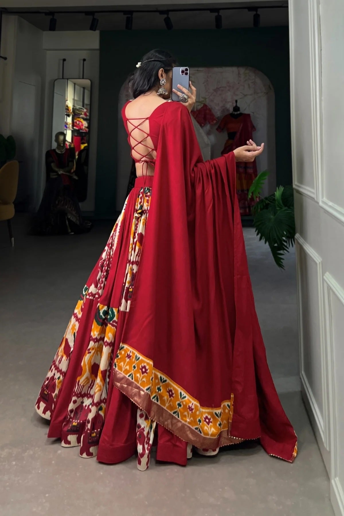 Exquisite Rayon Lehenga Choli Set – Elegant and Comfortable Ethnic Wear