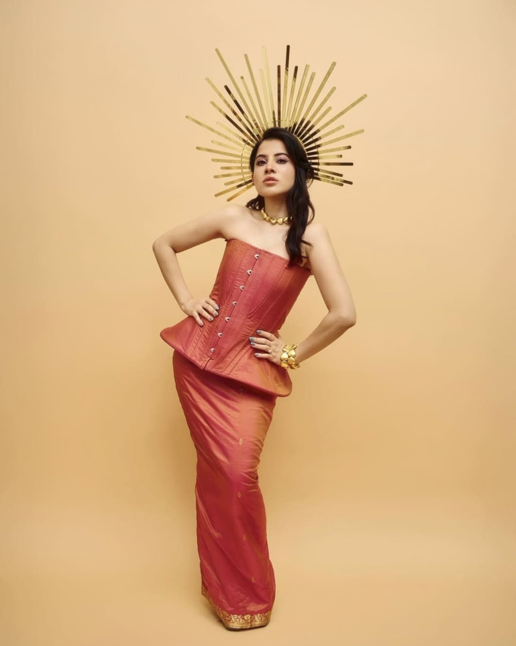 Urfi Javed Inspired Corset Saree with Structured Bustier Top for Women | Modern Designer Saree Look