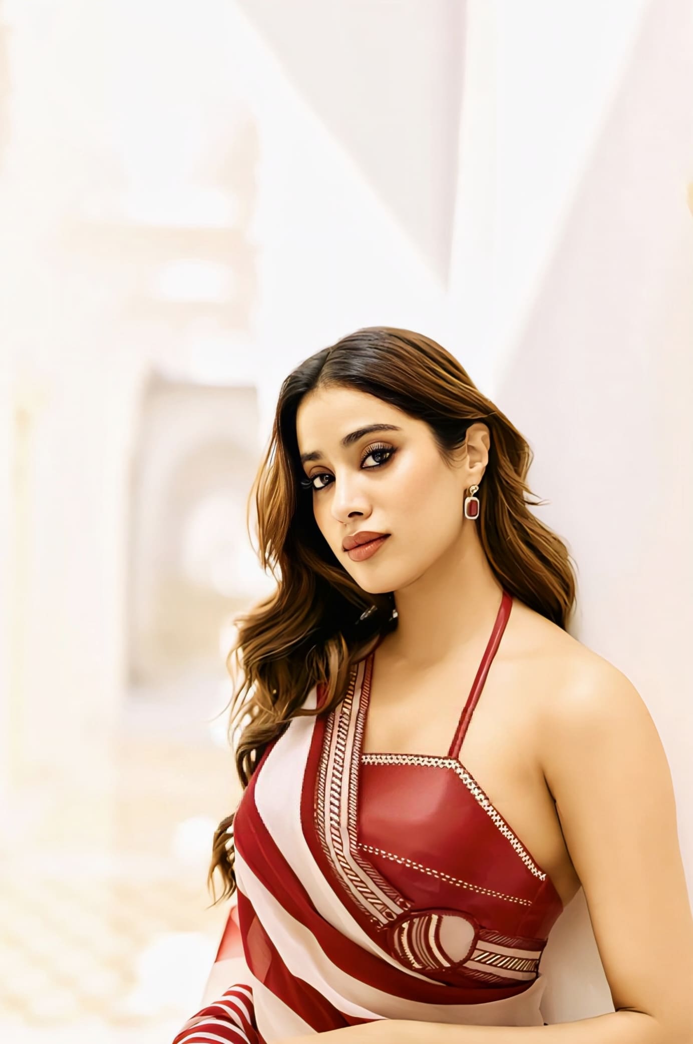 Janhvi Kapoor in Surkh Mahi Dhari Pitch Saree with Potli – Red & White Organza Silk Digital Print Designer Saree