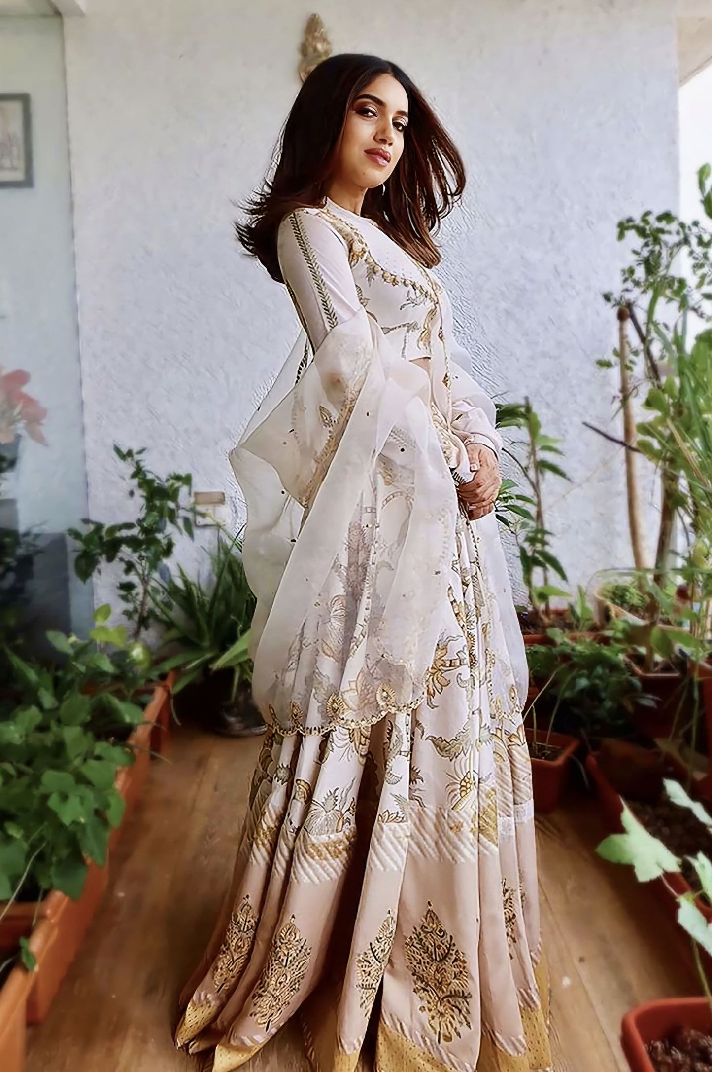 Bhumi Pednekar in Sarson Cheent Aari Waraq Lehenga Choli Set – Yellow Handwoven Chanderi Aari Embroidered Designer Lehenga