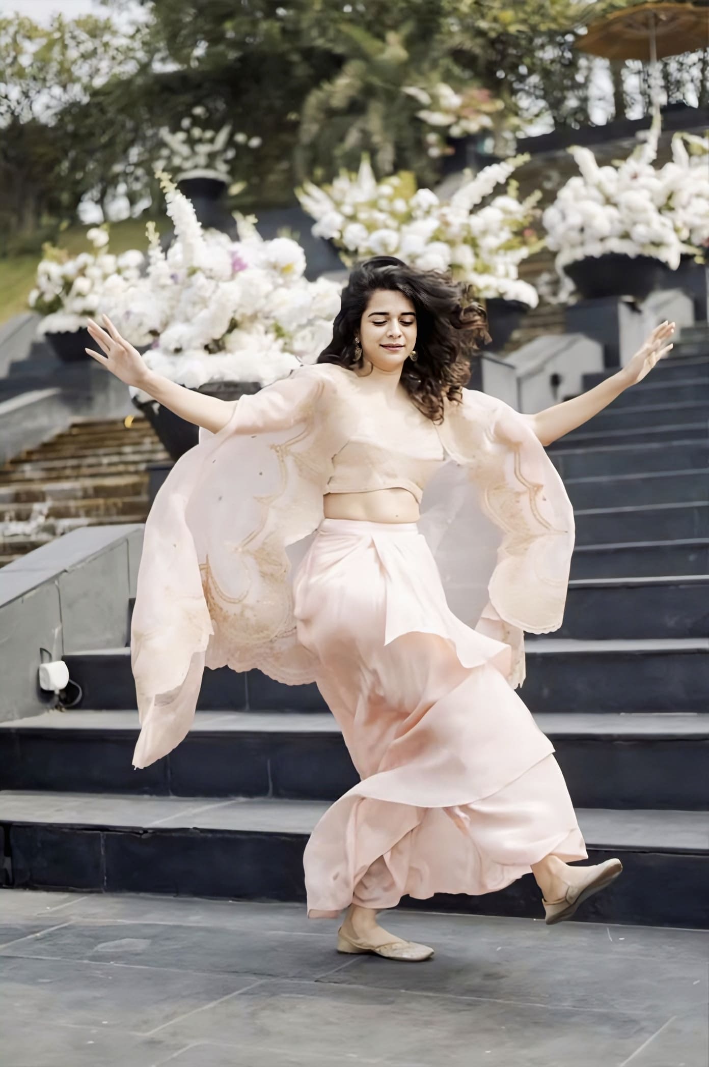 Mithila Palkar in Gul-Mohar Zuri Cape Set – Pink Silk Organza Embroidered Designer Dhoti Set