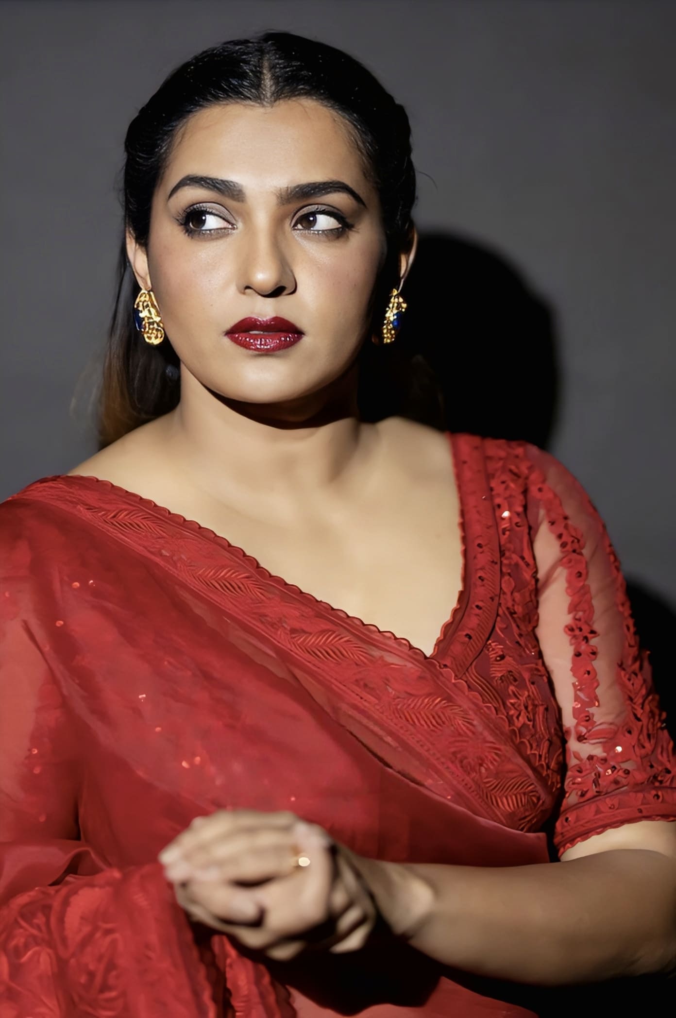 Parvathy in Gulmohar Dea Advika Saree Set – Red Organza Embroidered Designer Saree