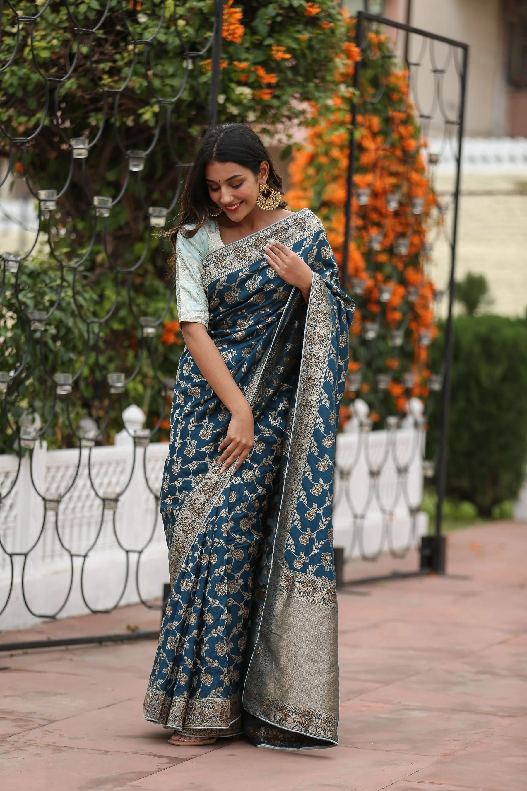 Royal Blue Munga Silk Saree with Zari Embroidery