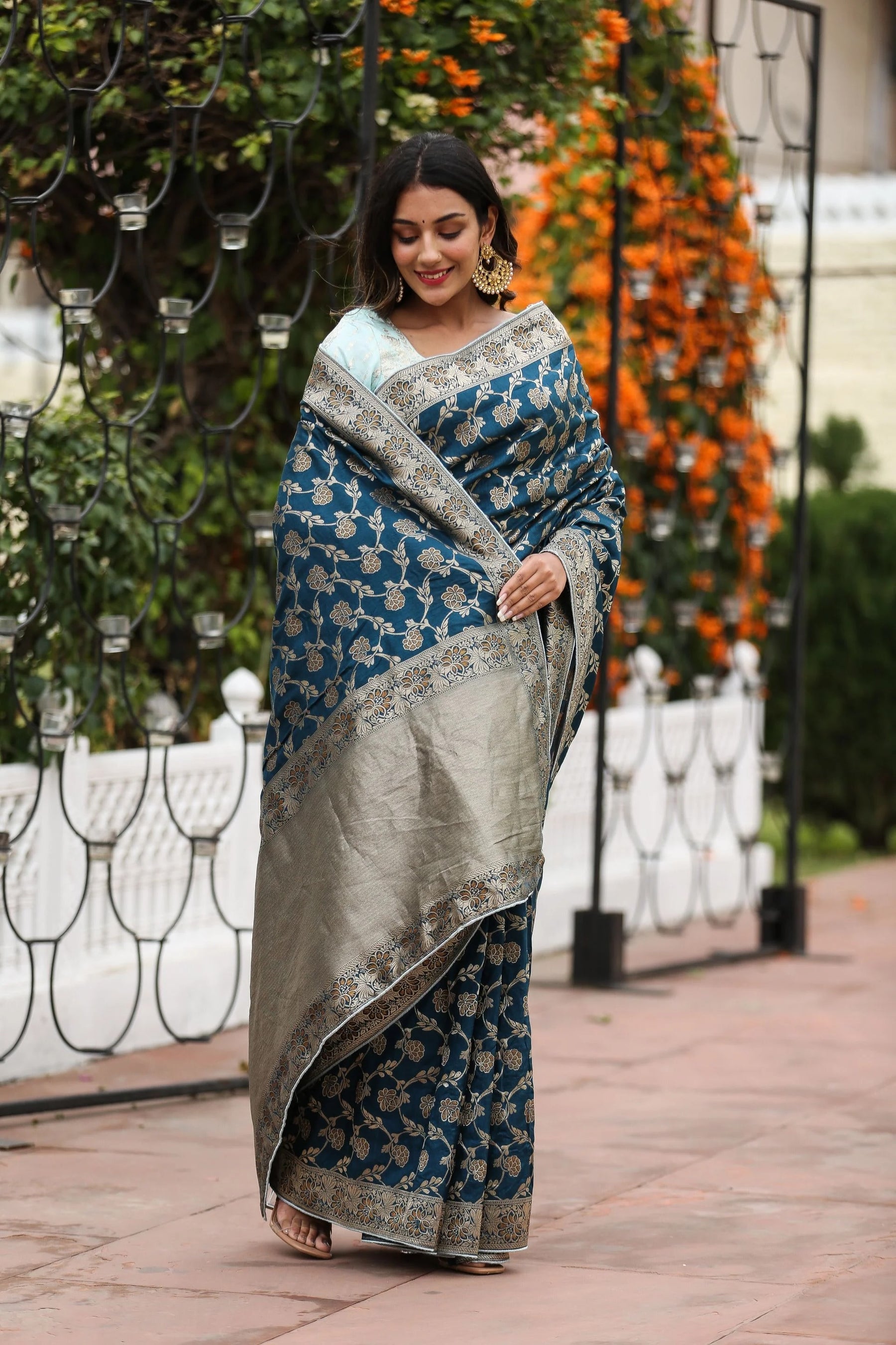 Royal Blue Munga Silk Saree with Zari Embroidery