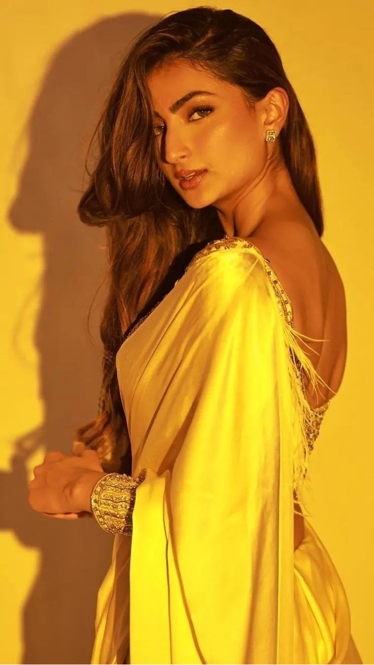 Palak Tiwari - Yellow Georgette Embroidered Mirror Scoop Pre-Draped Saree Set