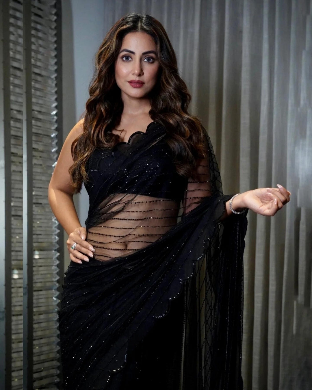 Hina Khan Black Crystal Saree Set | Glamorous and Sophisticated Evening Wear