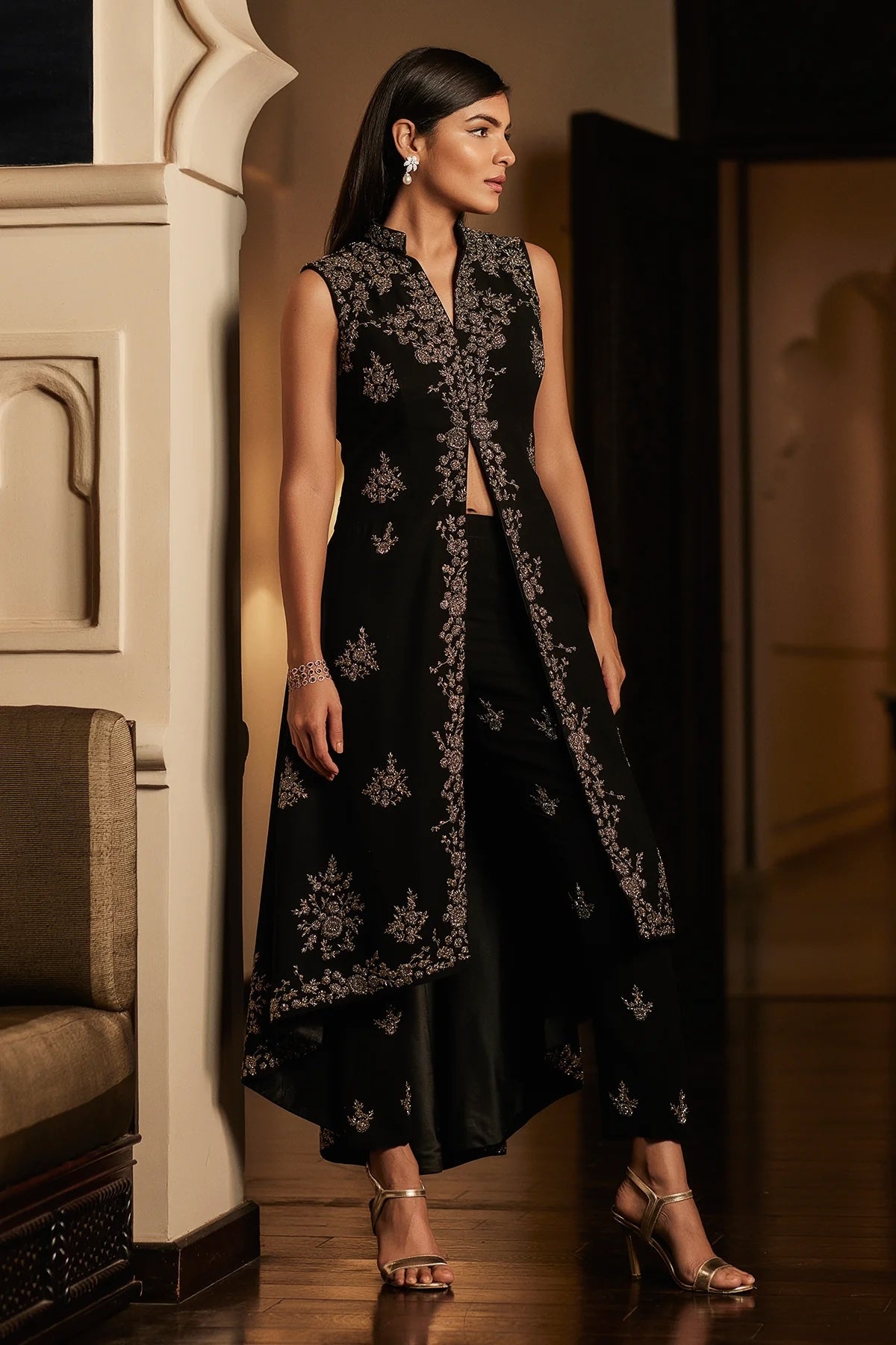 Black Appliqué Cape | Elegant and Stylish Evening Wear