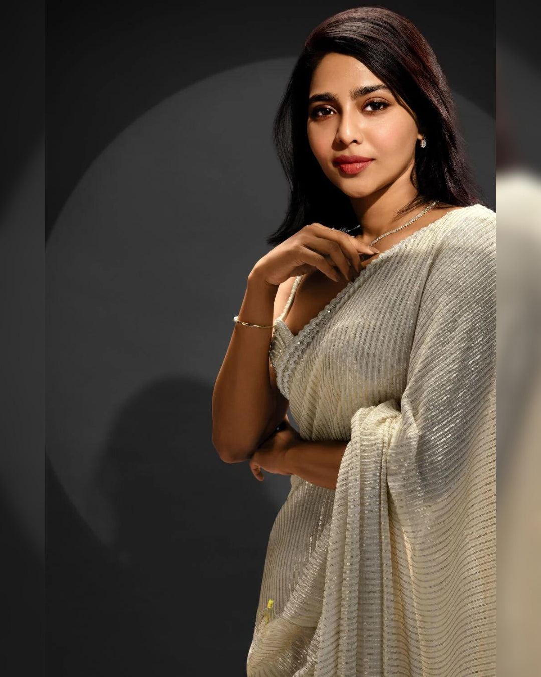 Aishwarya Lekshmi Shimmer Sequins Ivory Saree | Elegant and Dazzling Ethnic Wear