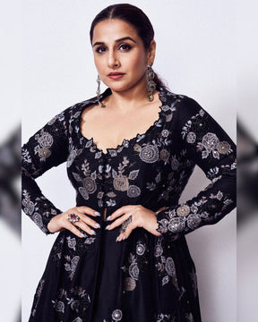 Vidya Balan Black Appliqué Cape | Elegant and Stylish Evening Wear