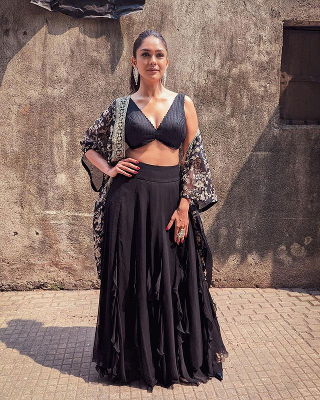 Mrunal Thakur - Black Organza Cape Urvi Skirt Set