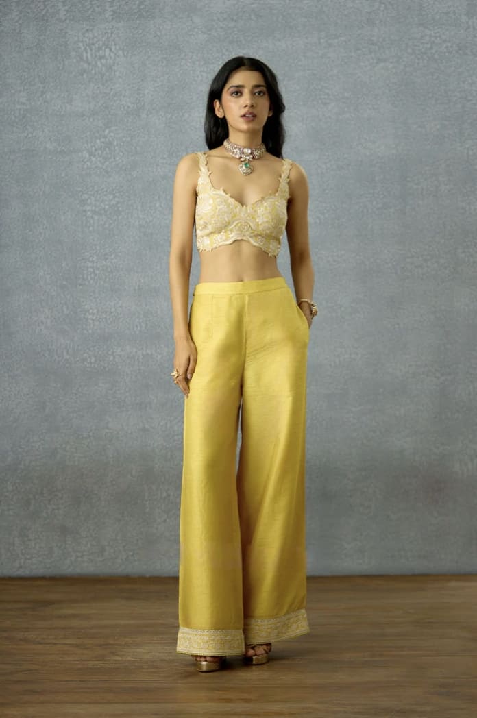 Elegant Yellow Floral Embroidered Saree Blouse with Scalloped Hem