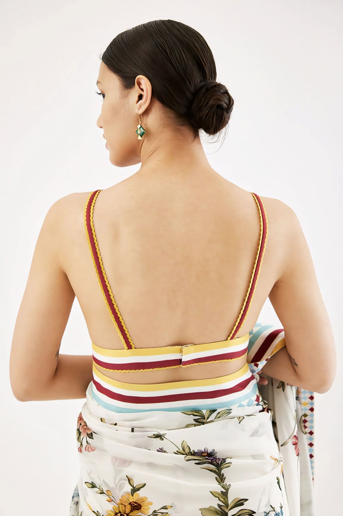 Chic Multicolor Printed Saree Blouse with Geometric Pattern