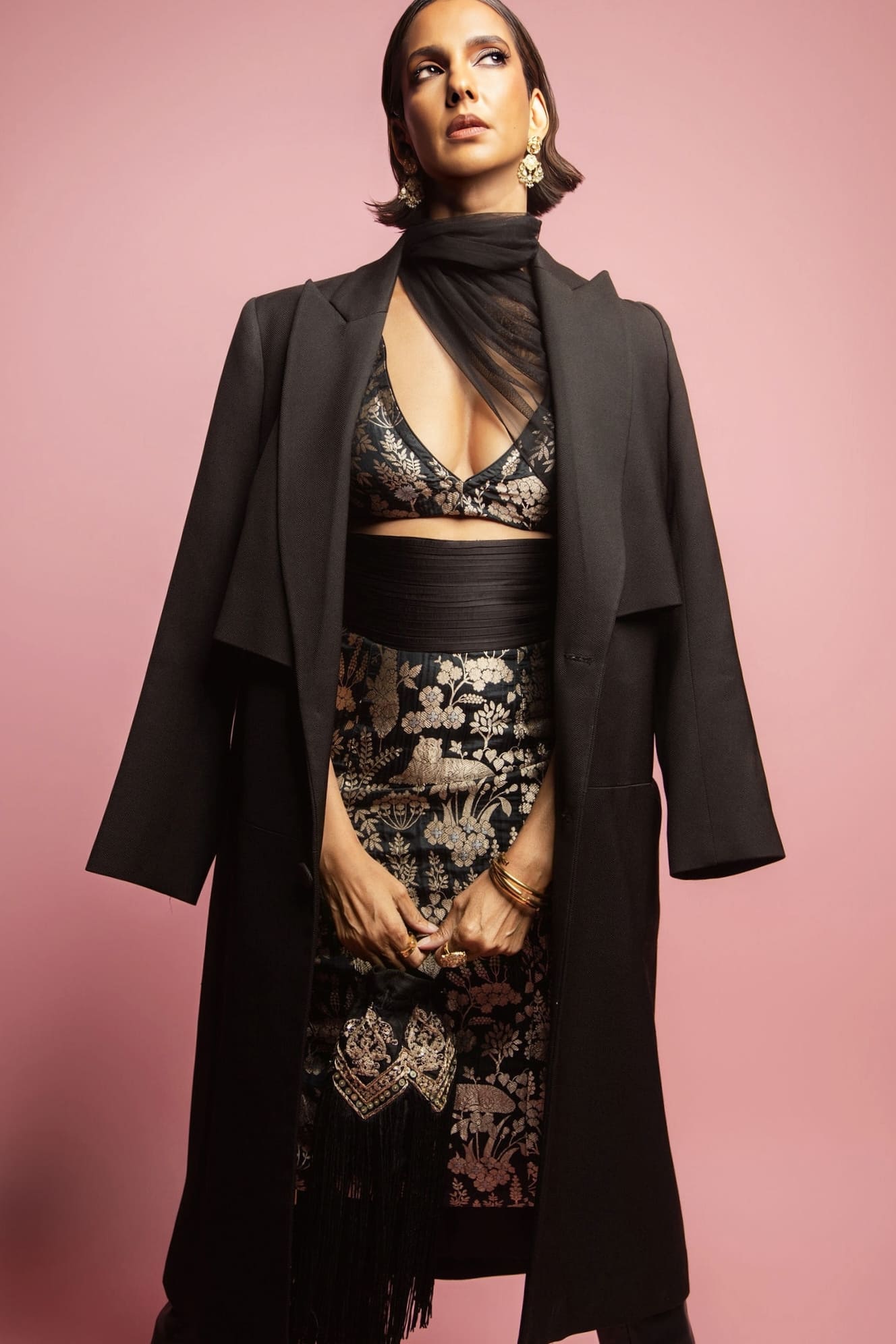 Poorna Jagannathan Inspired Black Handwoven Banarasi Silk Draped Dupatta Set | Masara Designer Outfit