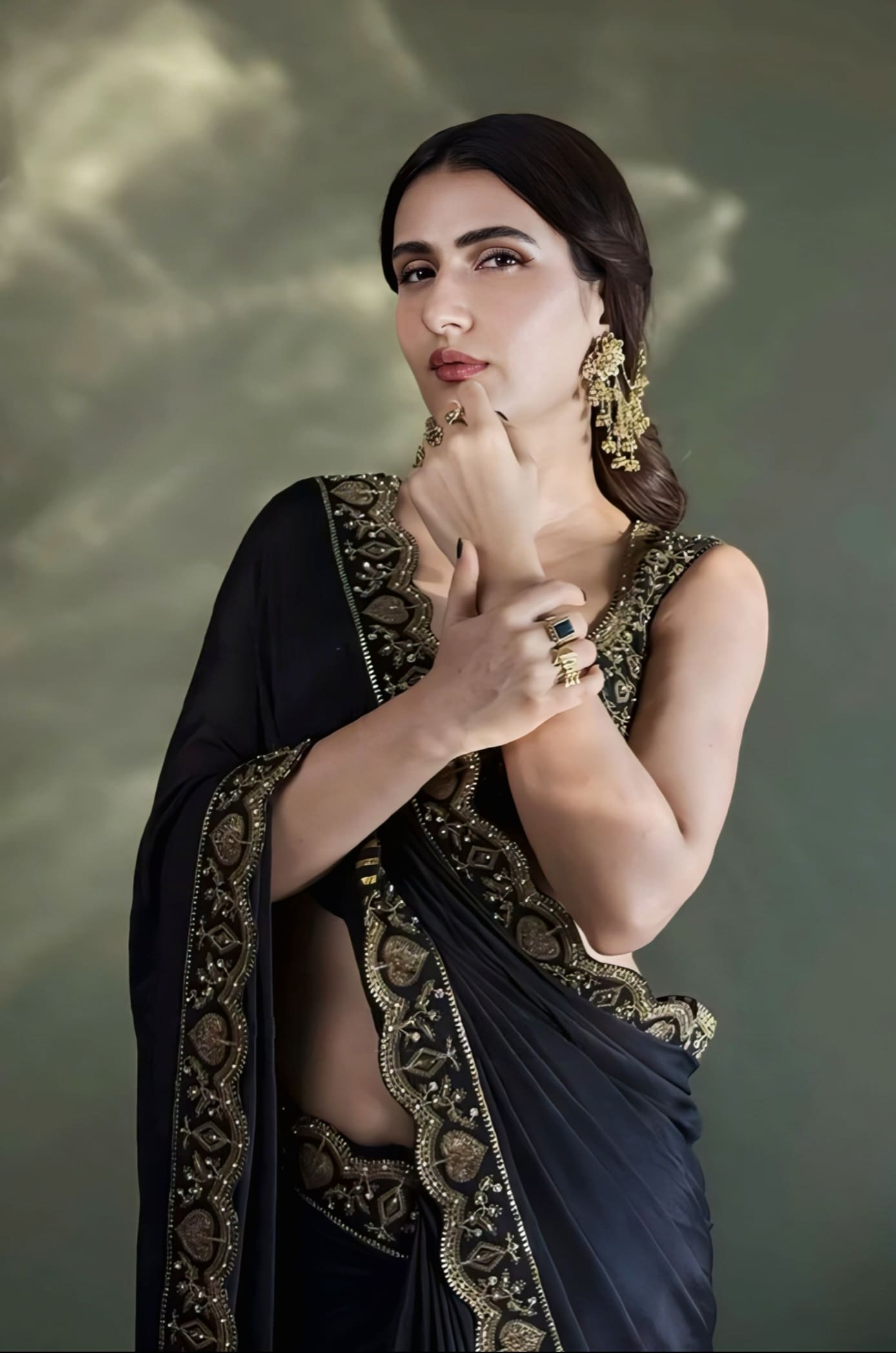 Fatima Sana Shaikh inspired black georgette saree set with embroidered detailing silk blouse and satin lycra underskirt