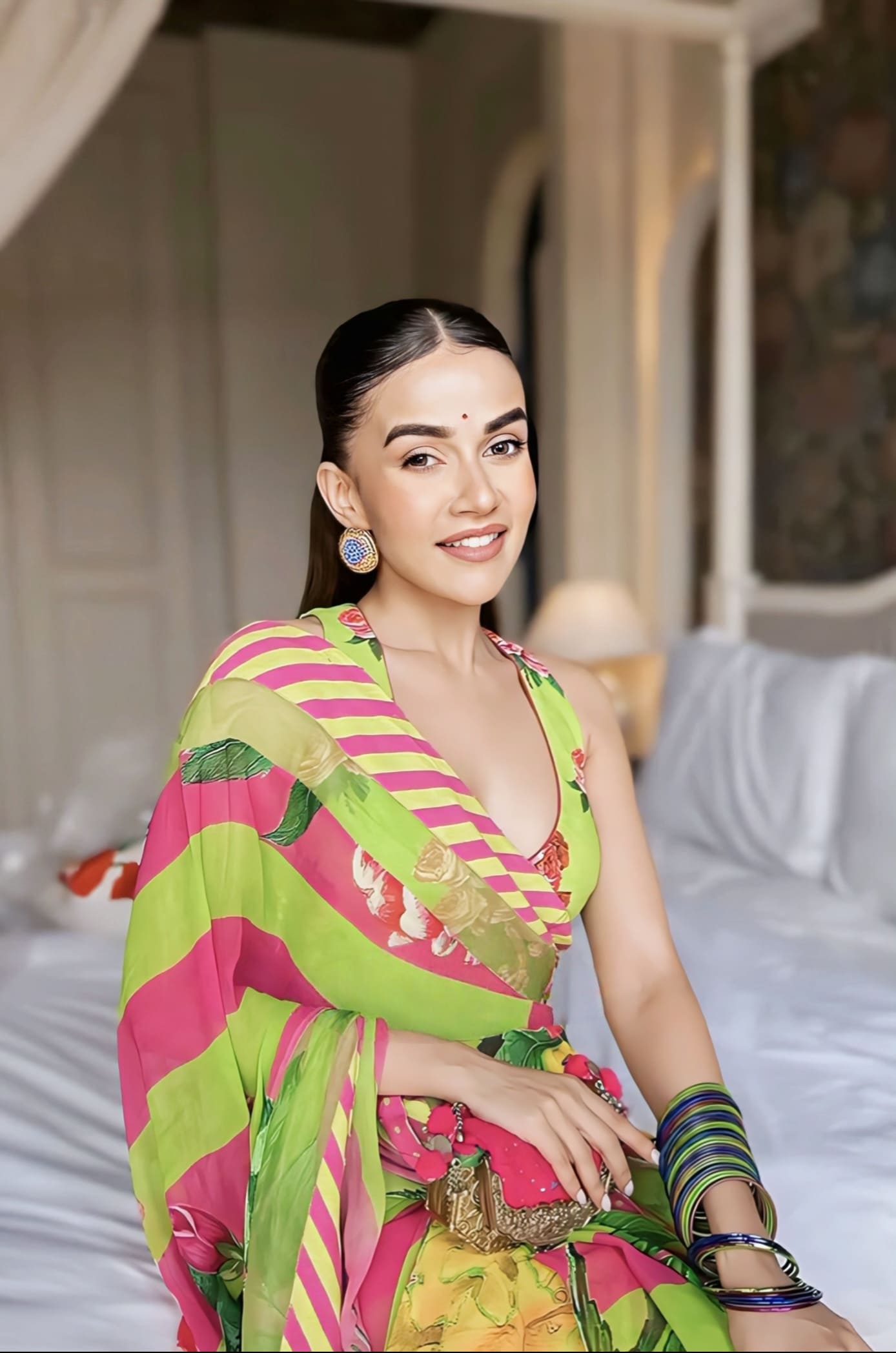 Komal Pandey in Custom Angoori Alana Saree Set – Green Organza Digital Print Designer Saree