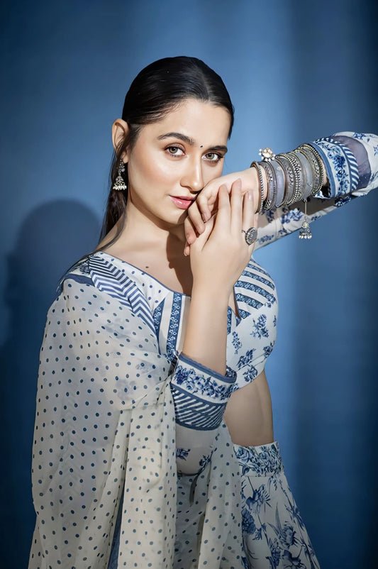 Sanjeeda Shaikh in Neeli Gauraiya Aarohi Lehenga Set – Blue & White Handwoven Chanderi Digital Print Designer Lehenga