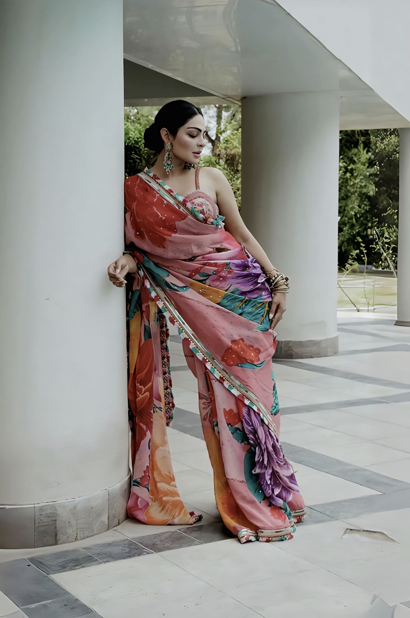 Neeru Bajwa in Dil Rang Nalini Saree Set – Pink & Multicolour Organza Digital Print & Embroidered Designer Saree