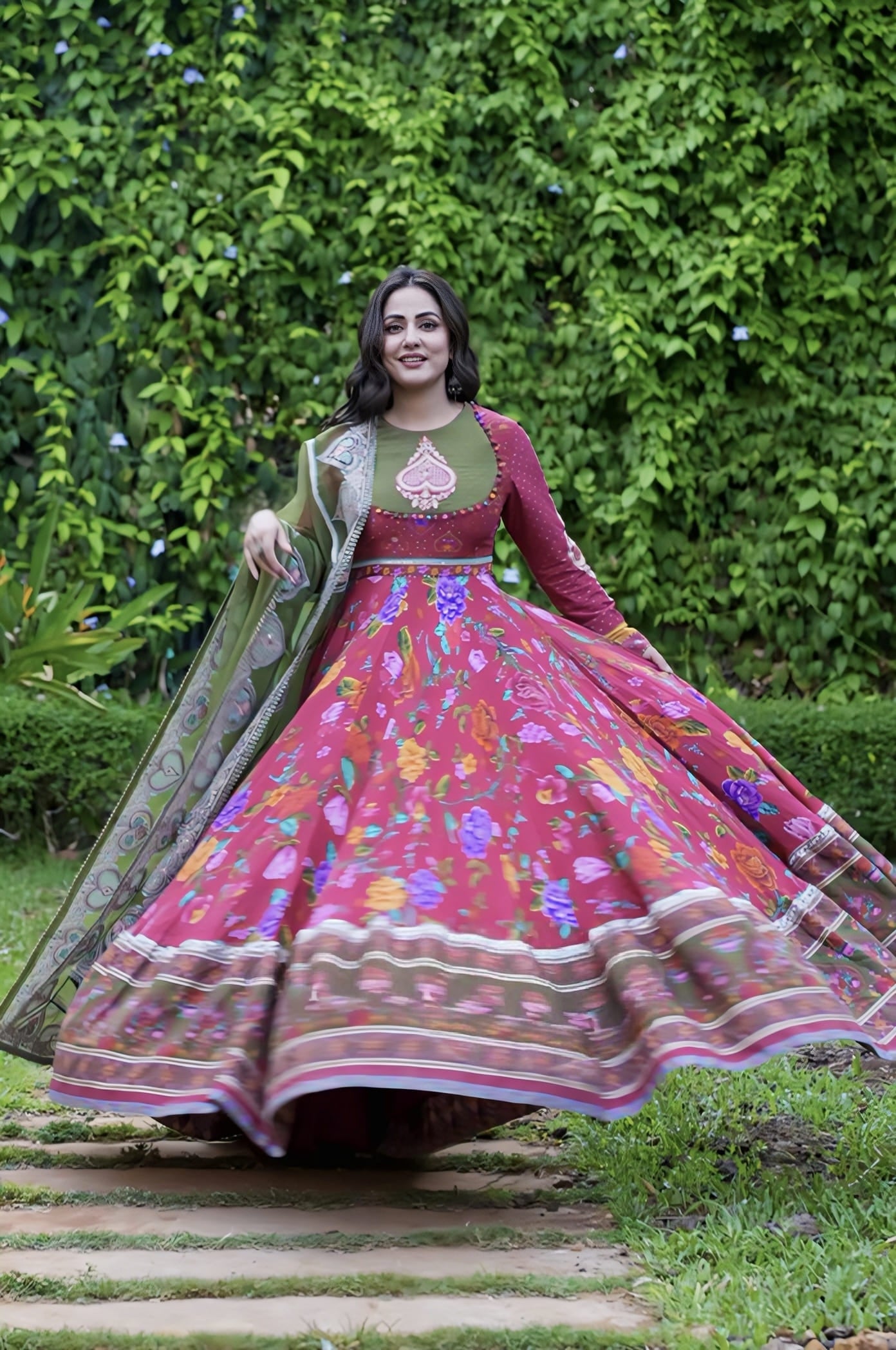 Hina Khan in Dil Surkh Nimat Anarkali Set – Red Jain Silk Digital Print Designer Anarkali