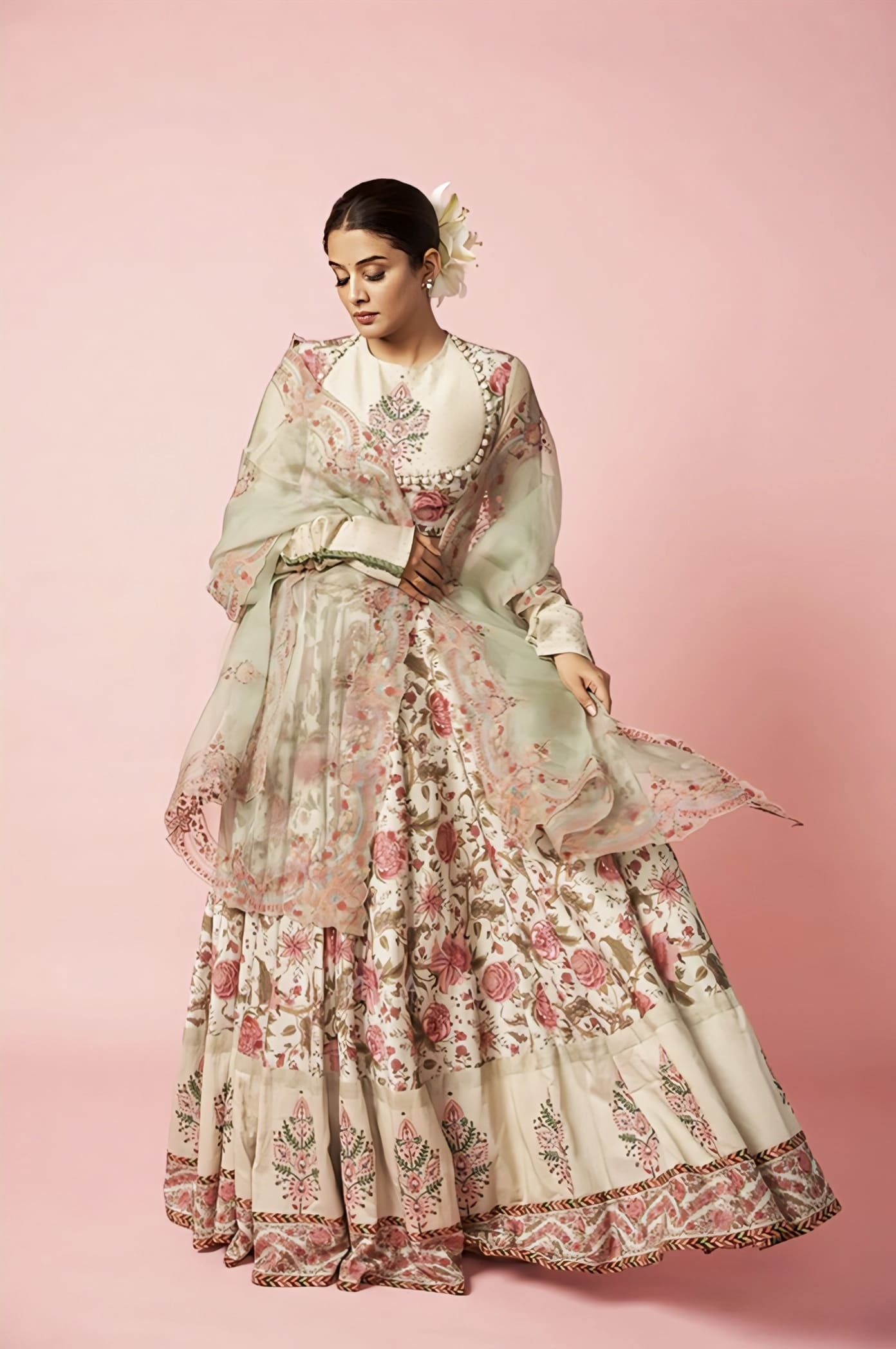 Priyamani Raj in Jaituni Bindu Lehenga Set – Green Handwoven Chanderi Aari Embroidered Designer Lehenga