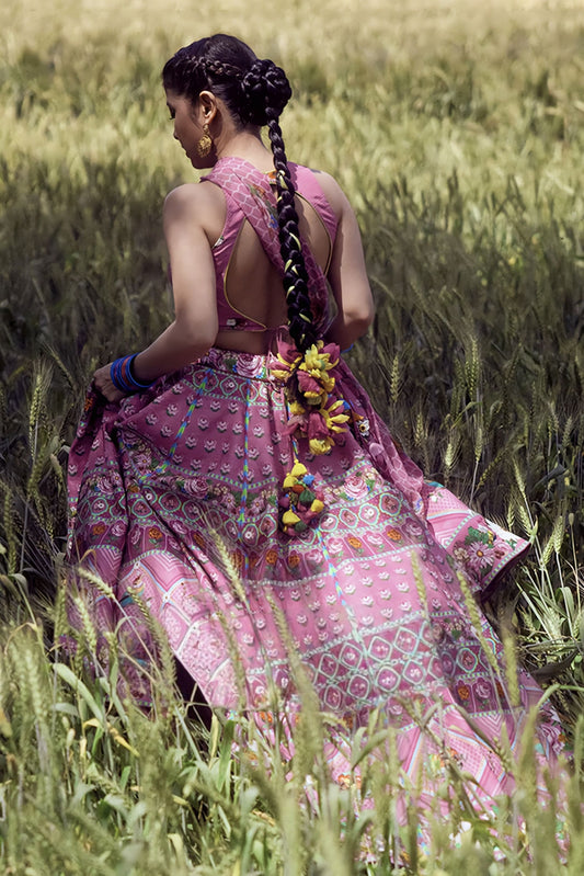 Shweta Tripathi in Rang Rani Rubani Lehenga Set – Pink Handwoven Chanderi Digital Print Designer Lehenga