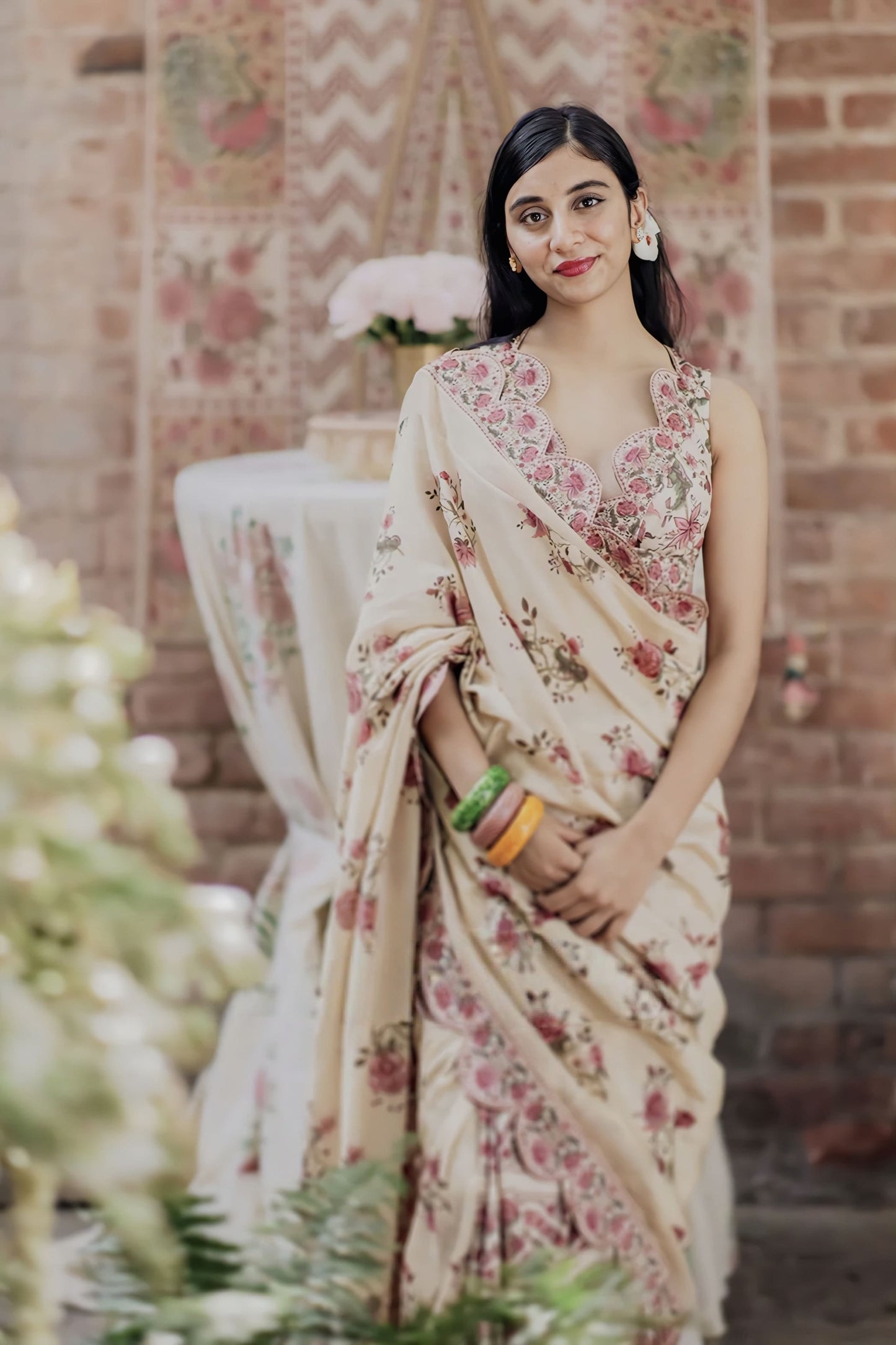 Dolly Singh in Custom Kasturi Vanida Naaz Saree Set – Beige Chanderi Digital Print Designer Saree