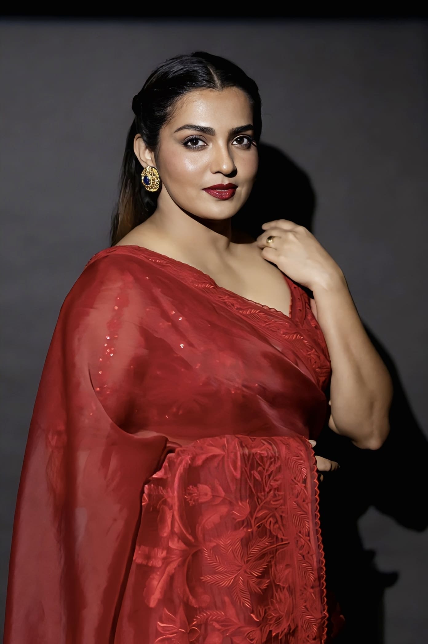 Parvathy in Gulmohar Dea Advika Saree Set – Red Organza Embroidered Designer Saree