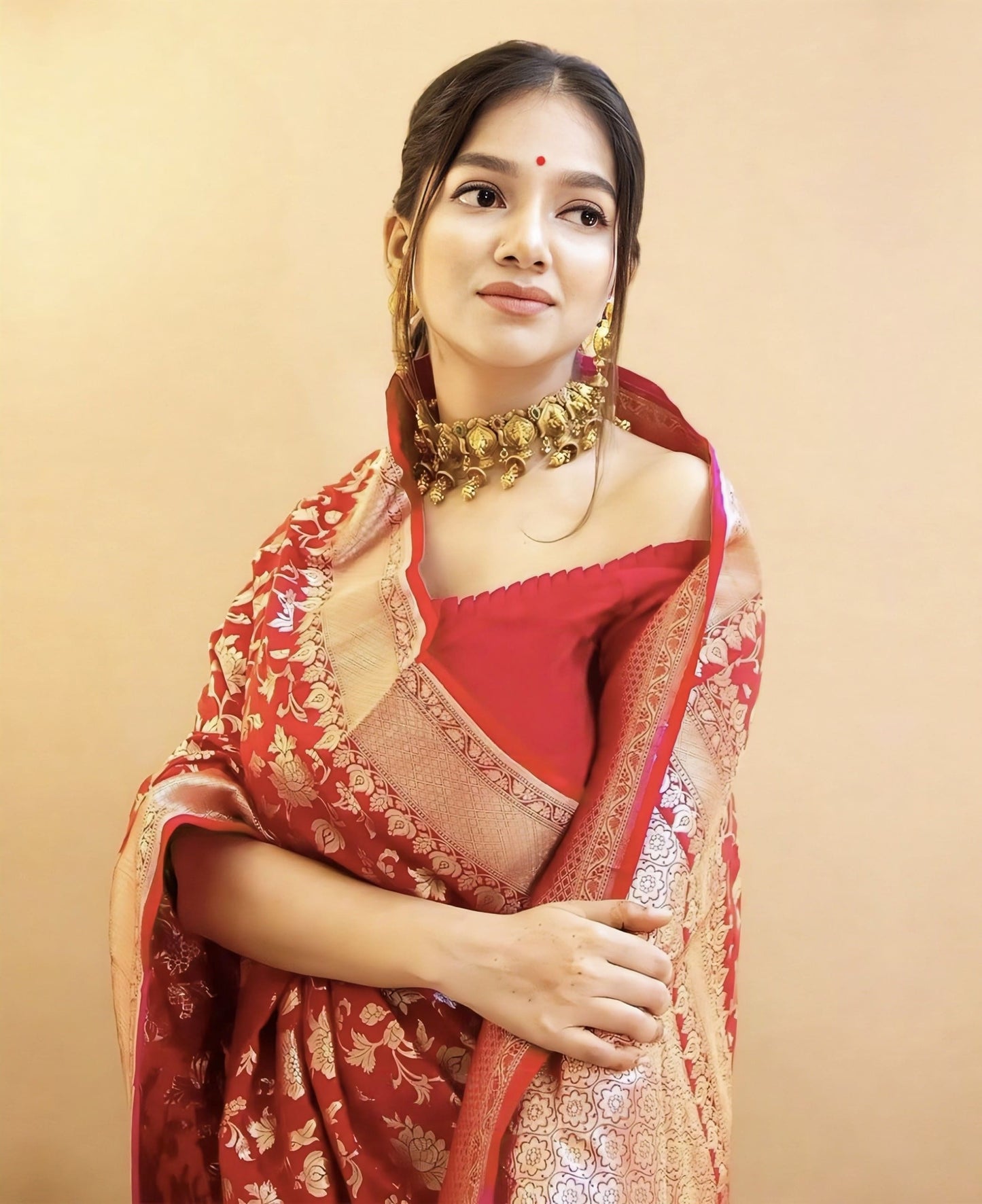 Red Soft Banarasi Silk Saree with Jacquard Weave & Matching Blouse Piece