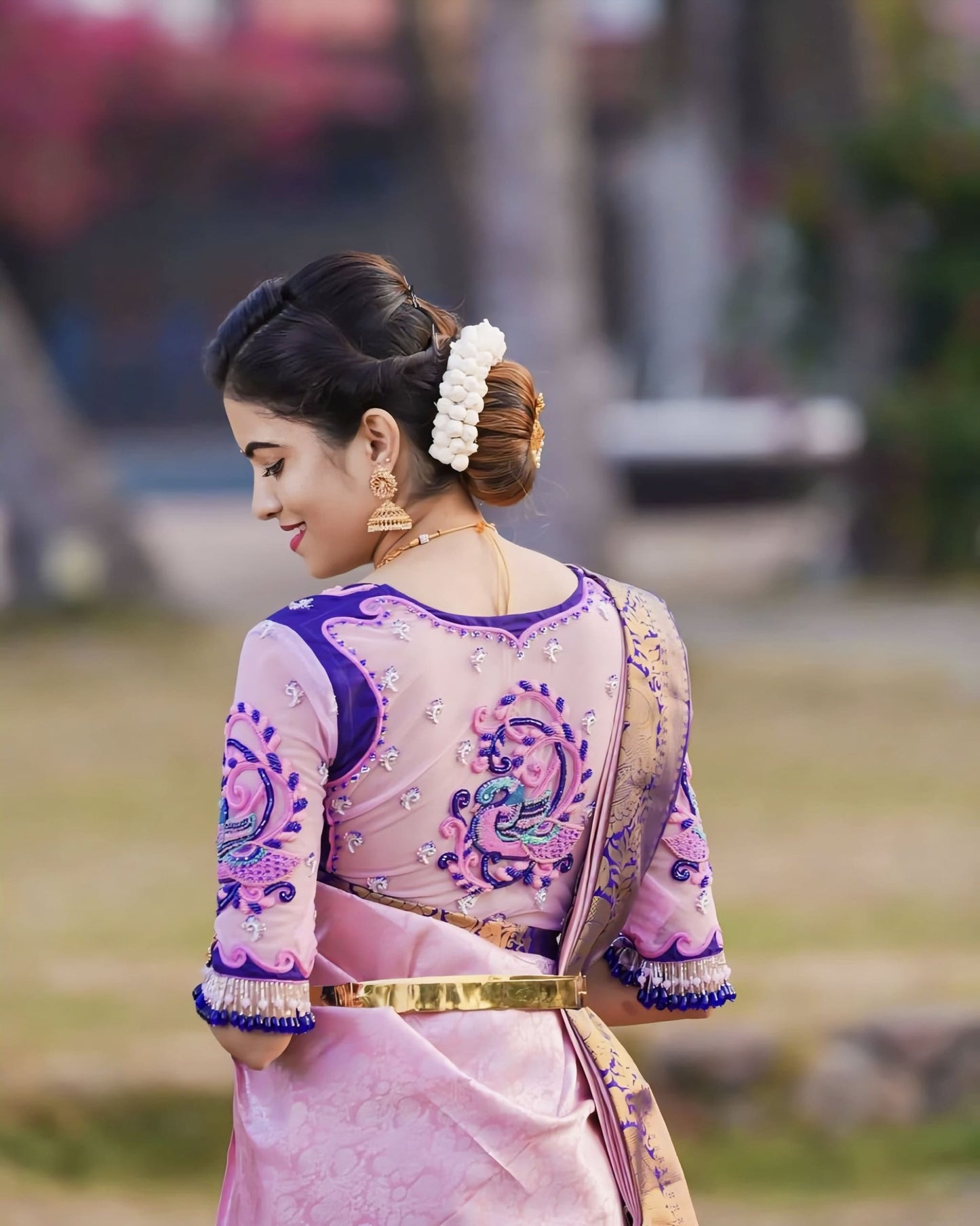Pink Soft Banarasi Silk Saree with Jacquard Weave & Dual Blouse Pieces (Pink & Blue)