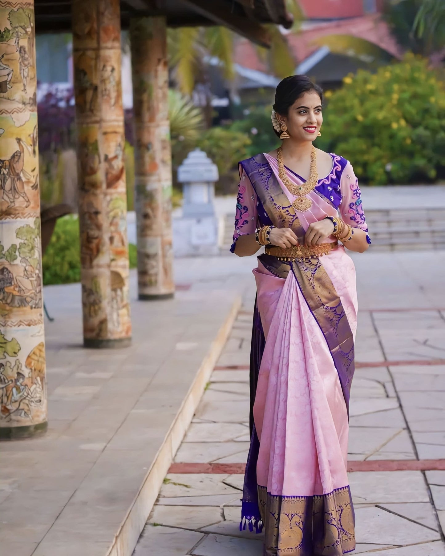 Pink Soft Banarasi Silk Saree with Jacquard Weave & Dual Blouse Pieces (Pink & Blue)