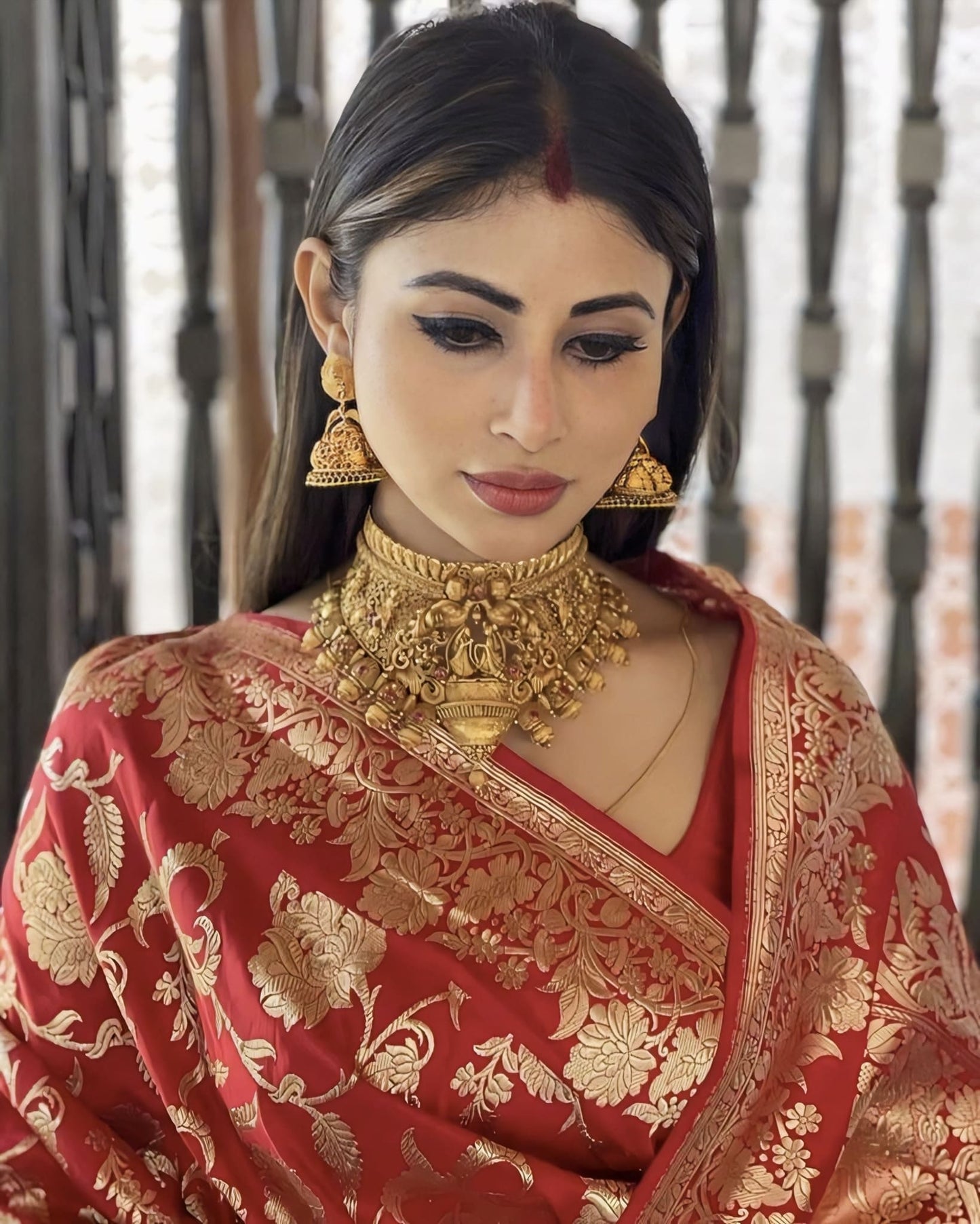 Red Soft Banarasi Silk Saree with Jacquard Weave & Matching Blouse Piece