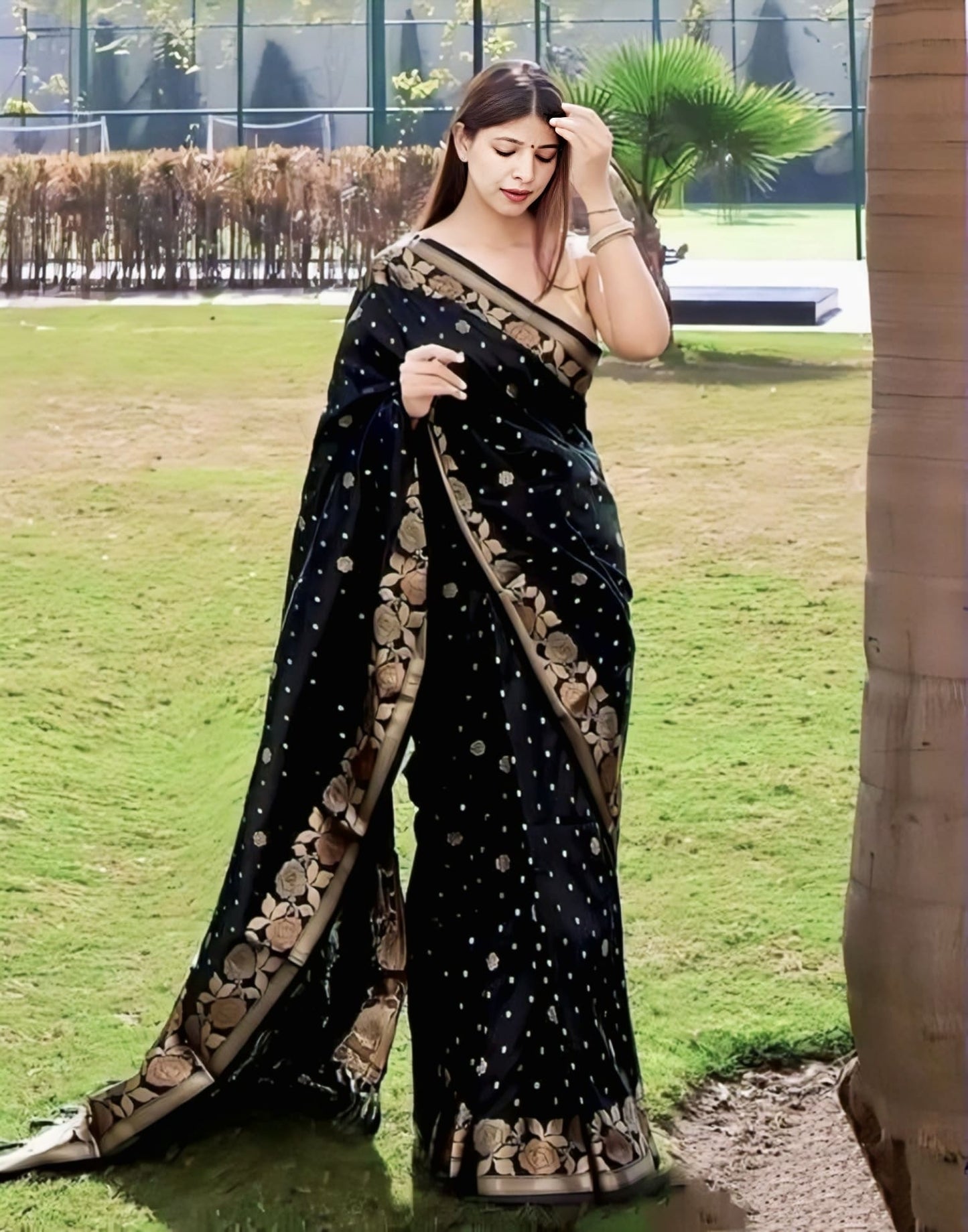 Black Soft Banarasi Silk Saree with Jacquard Weave & Matching Blouse Piece