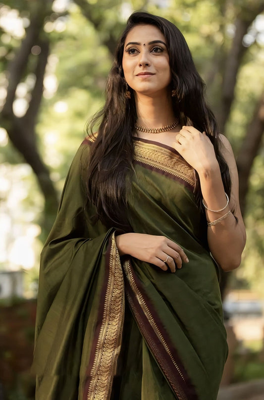 Green Soft Banarasi Silk Saree with Jacquard Weave & Contrast Maroon Blouse Piece