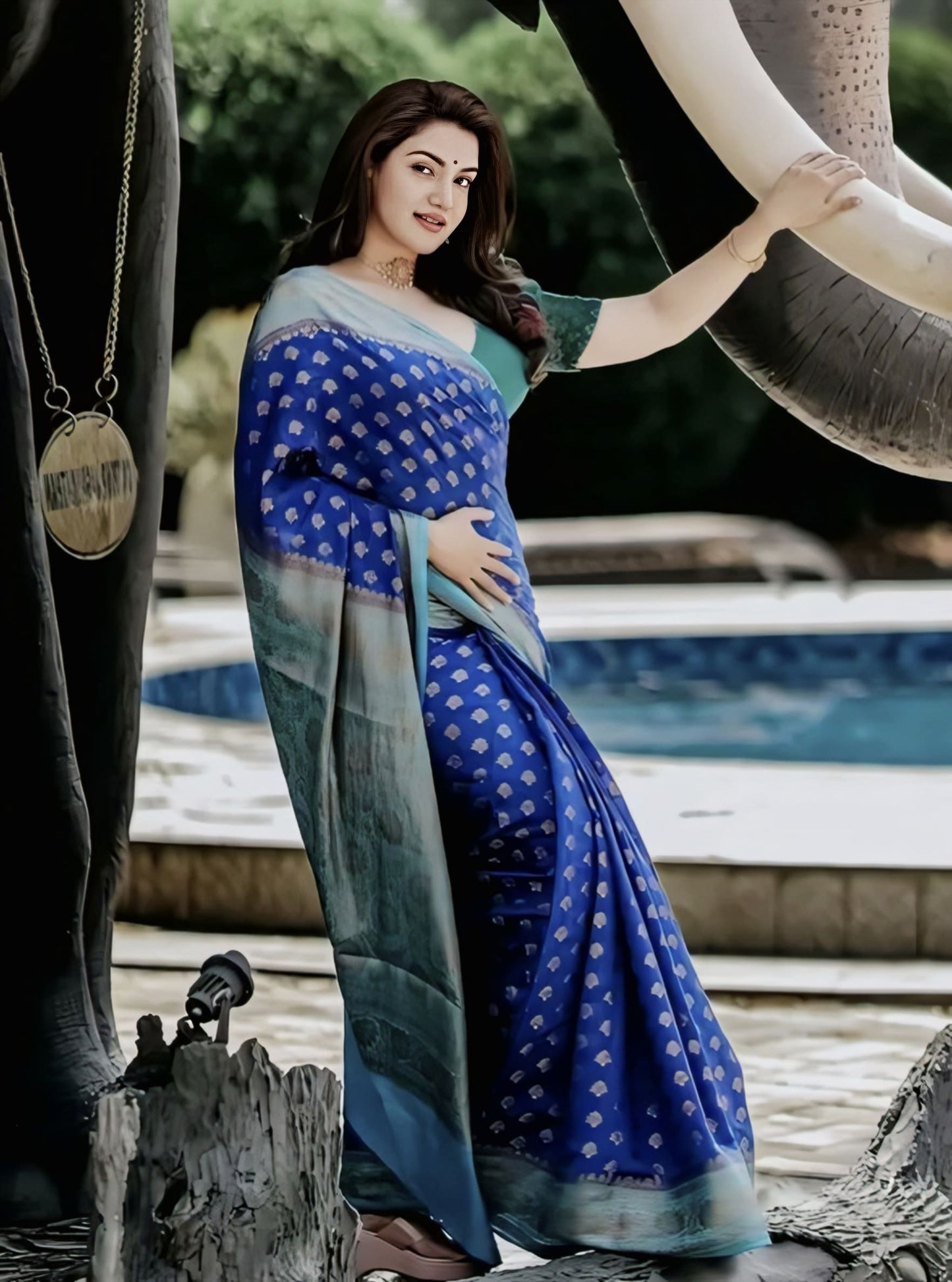 Blue Soft Banarasi Silk Saree with Jacquard Weave & Contrast Rama Green Blouse Piece