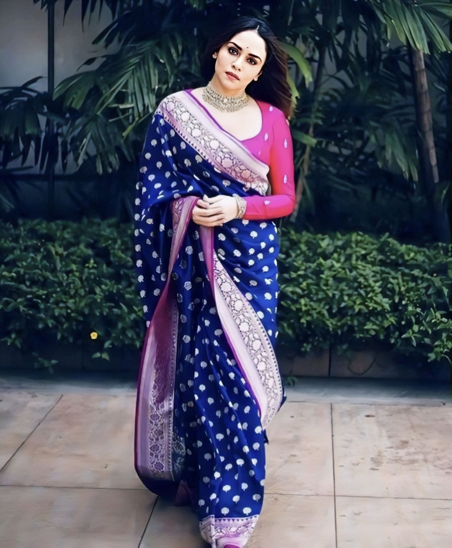 Blue Soft Banarasi Silk Saree with Jacquard Weave & Contrast Pink Blouse Piece