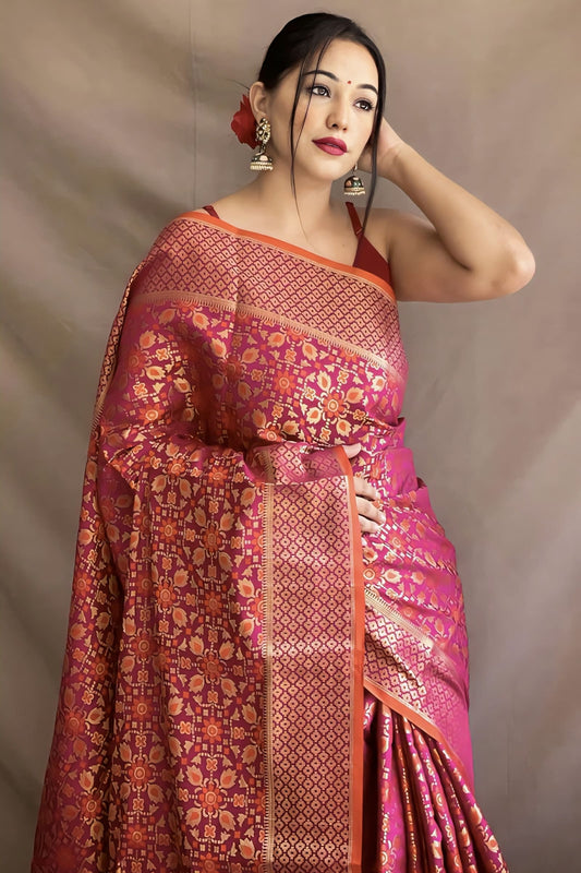 Dark Pink Patola Silk Saree with Thread Weaving & Matching Blouse Piece
