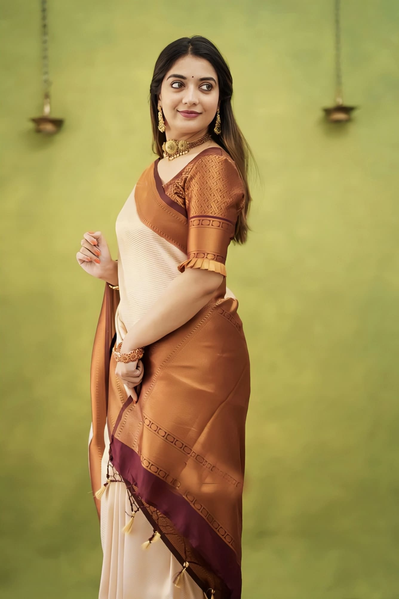 Beige Soft Banarasi Silk Saree with Jacquard Weave & Contrast Brown Blouse Piece