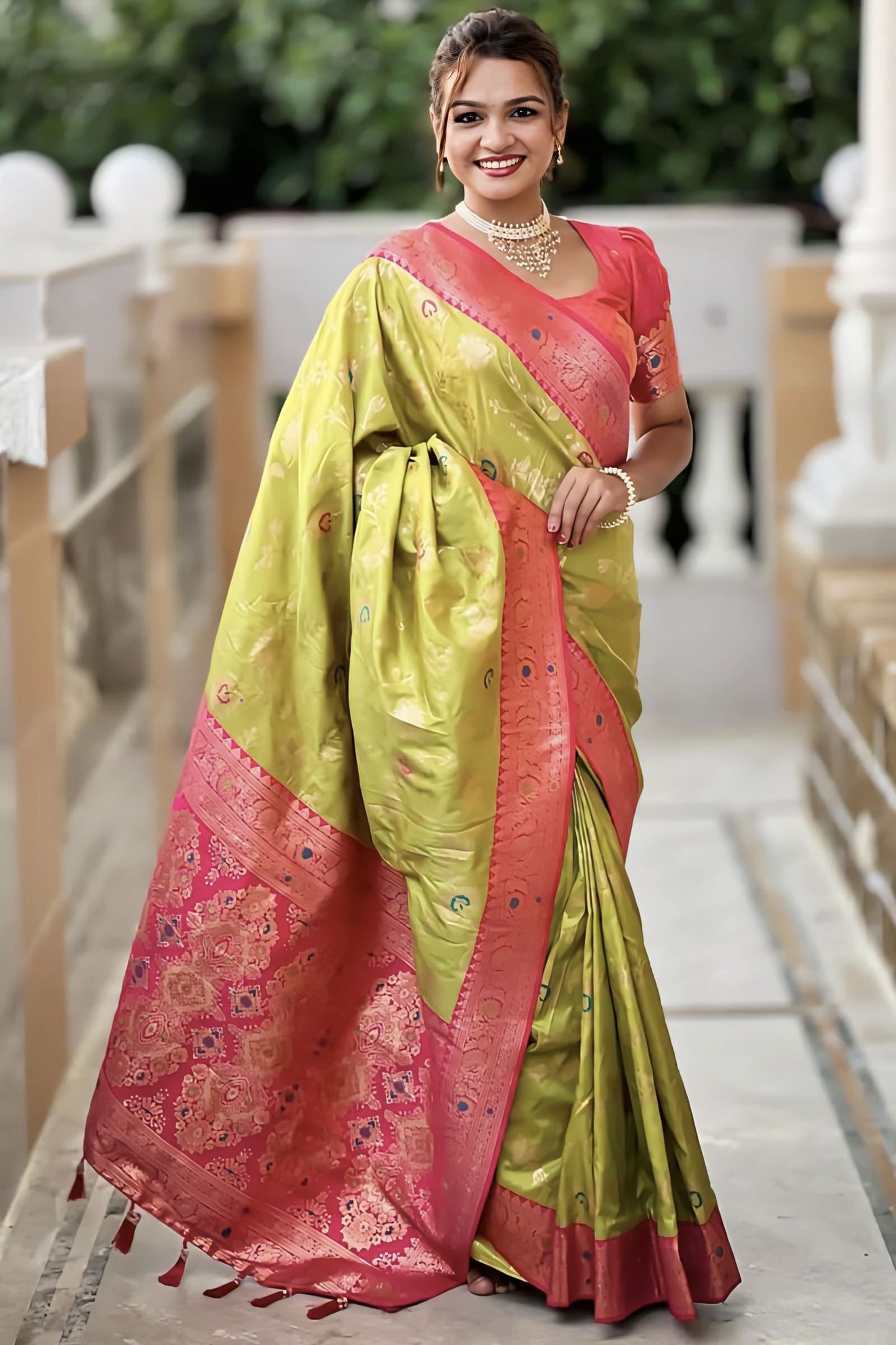 Mehendi Green Banarasi Silk Saree with Zari Weaving & Contrast Dark Pink Blouse Piece