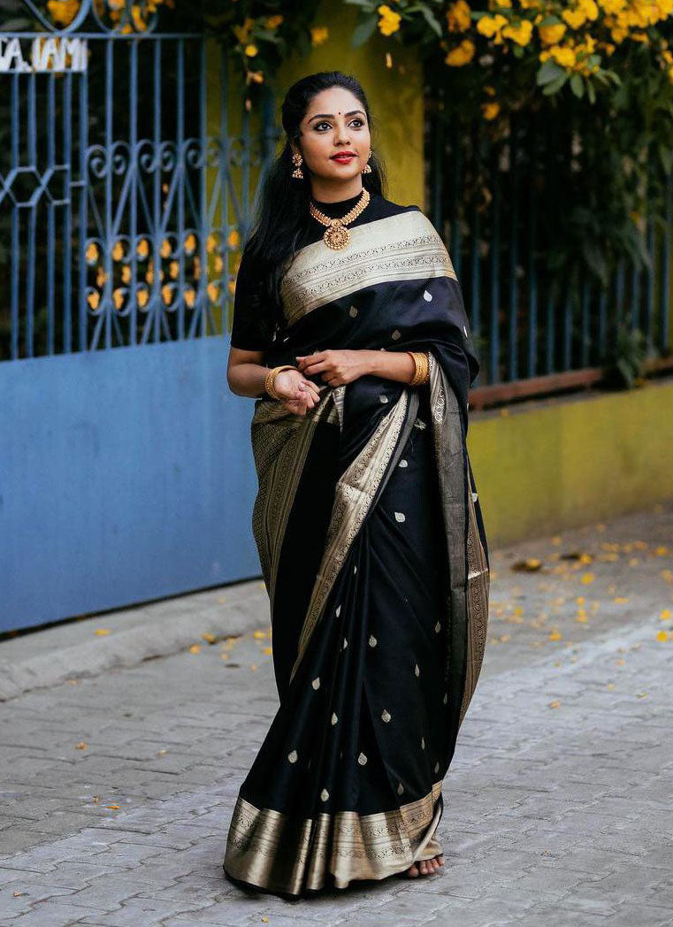 Black Traditional Bridal Wear Soft Silk Banarasi Patola Saree