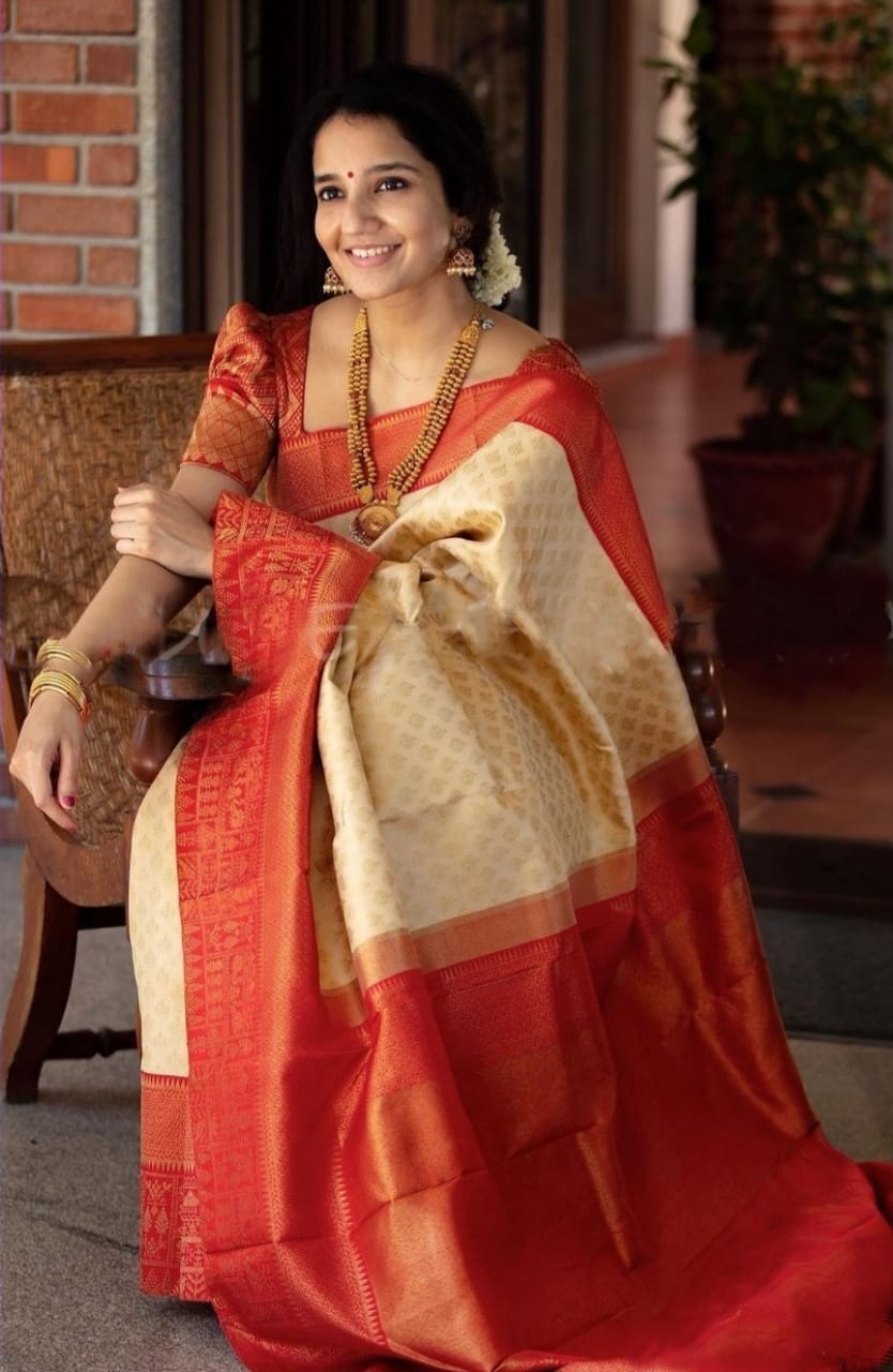 New Attractive Traditional Bridal Wear Designer Banarsi Silk Saree