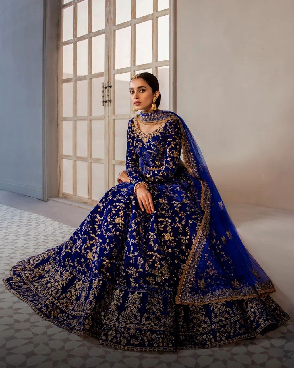 Blue Embroidered Attractive Party Wear Lehenga choli SI 2037